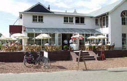 Hotel - restaurant De Brabantse Biesbosch. Copyright AlfonsvanBokhorst/www.stockburo.nl