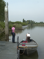 Fluisterboot van Pakjebiezen. Copyright HenkvandeGraaf/www.stockburo.nl